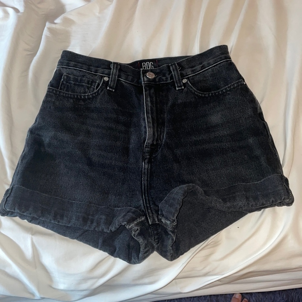 The cutest BDG black jean shorts you’ll ever own!